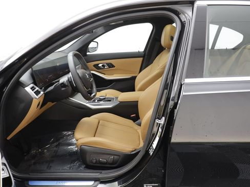 Certified 2025 BMW 330i xDrive Sedan w/ M Sport Package AWD/4WD image 5