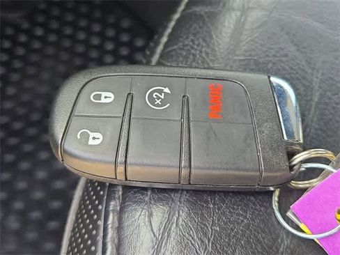 Used 2017 Jeep Renegade Trailhawk image 34