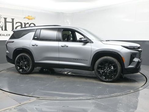 New 2026 Chevrolet Traverse RS w/ LPO, Floor Liner Package image 28