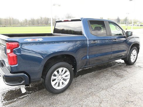 Used 2023 Chevrolet Silverado 1500 Custom AWD/4WD image 7