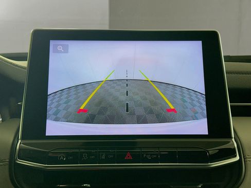 Used 2025 Jeep Compass Limited AWD/4WD image 22