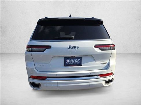 Used 2024 Jeep Grand Cherokee L Summit w/ Luxury Tech Group V AWD/4WD image 6