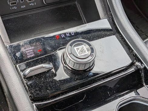 Used 2023 Jeep Grand Cherokee L Limited w/ Luxury Tech Group II AWD/4WD image 19