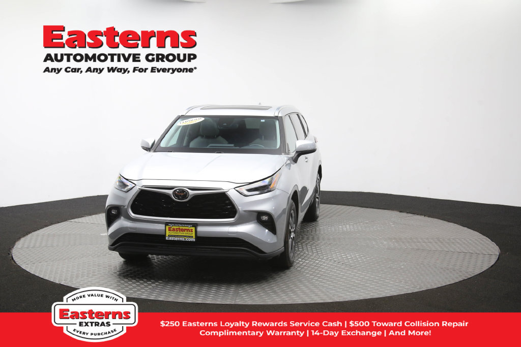 Used 2021 Toyota Highlander XLE FWD image 59