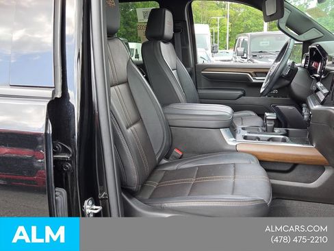 Used 2024 Chevrolet Silverado 1500 High Country w/ Midnight Edition AWD/4WD image 14