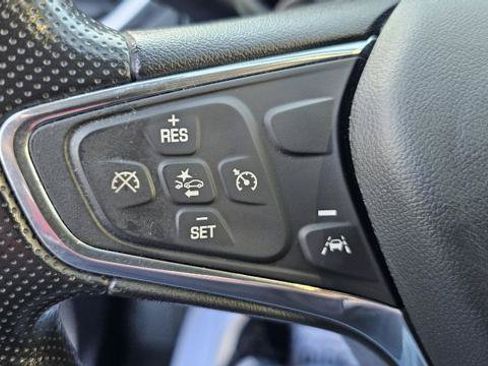 Used 2022 Chevrolet Equinox LT AWD/4WD image 19