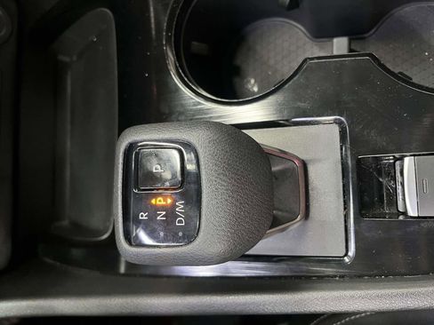 Used 2023 Nissan Rogue SV image 21