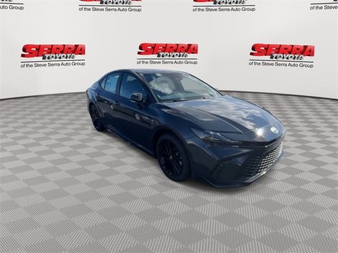 New 2026 Toyota Camry SE image 3