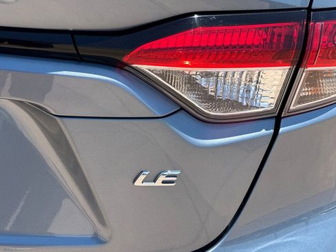 Used 2023 Toyota Corolla LE FWD image 31