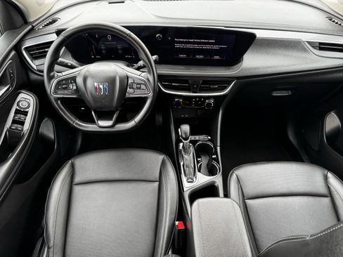 Used 2024 Buick Encore GX Sport Touring image 13