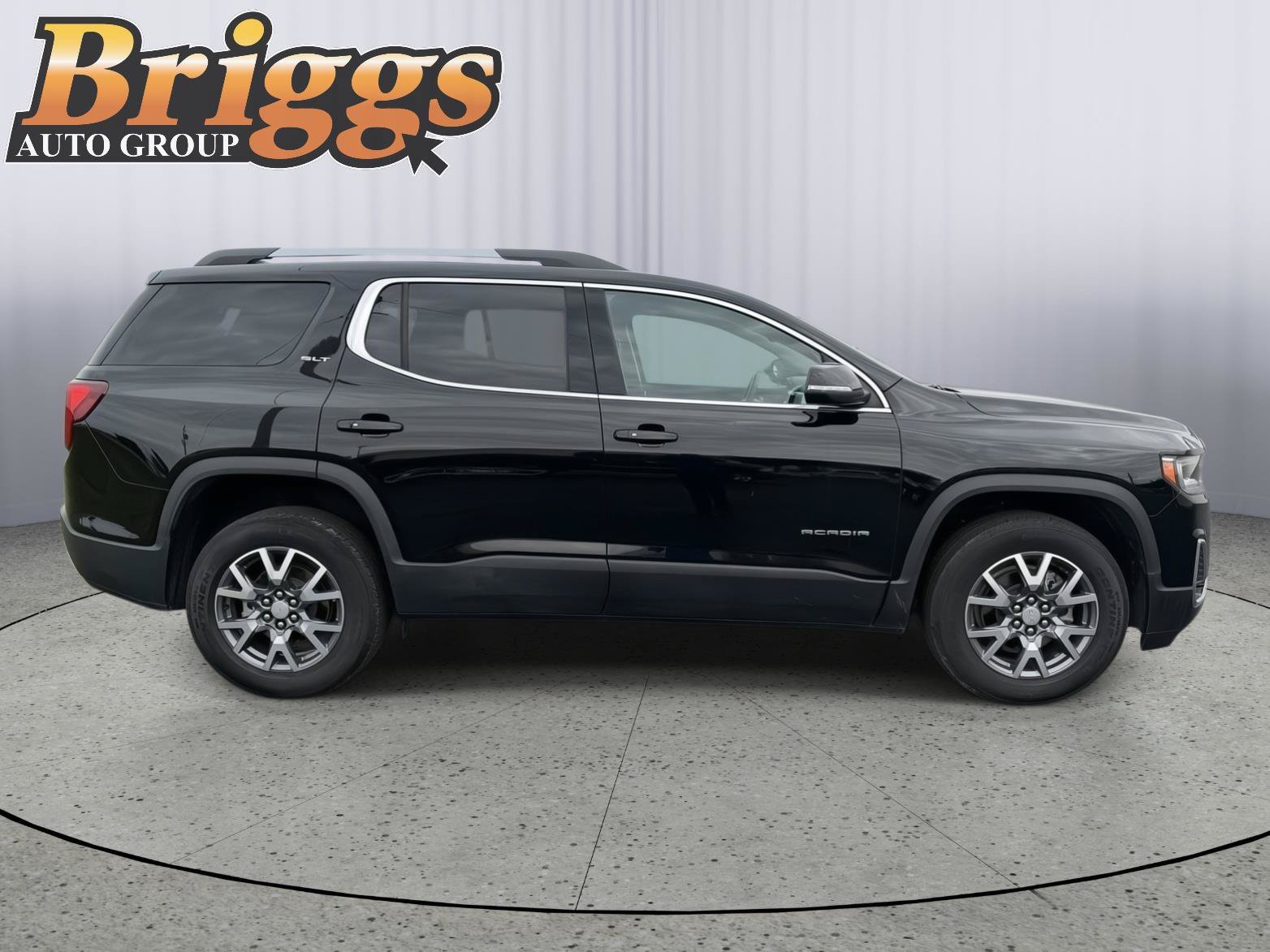 Used 2023 GMC Acadia SLT AWD/4WD image 6