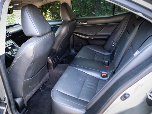 Used 2020 Lexus IS 300 w/ Premium Package RWD image 27