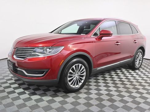 Used 2016 Lincoln MKX Select AWD/4WD image 2