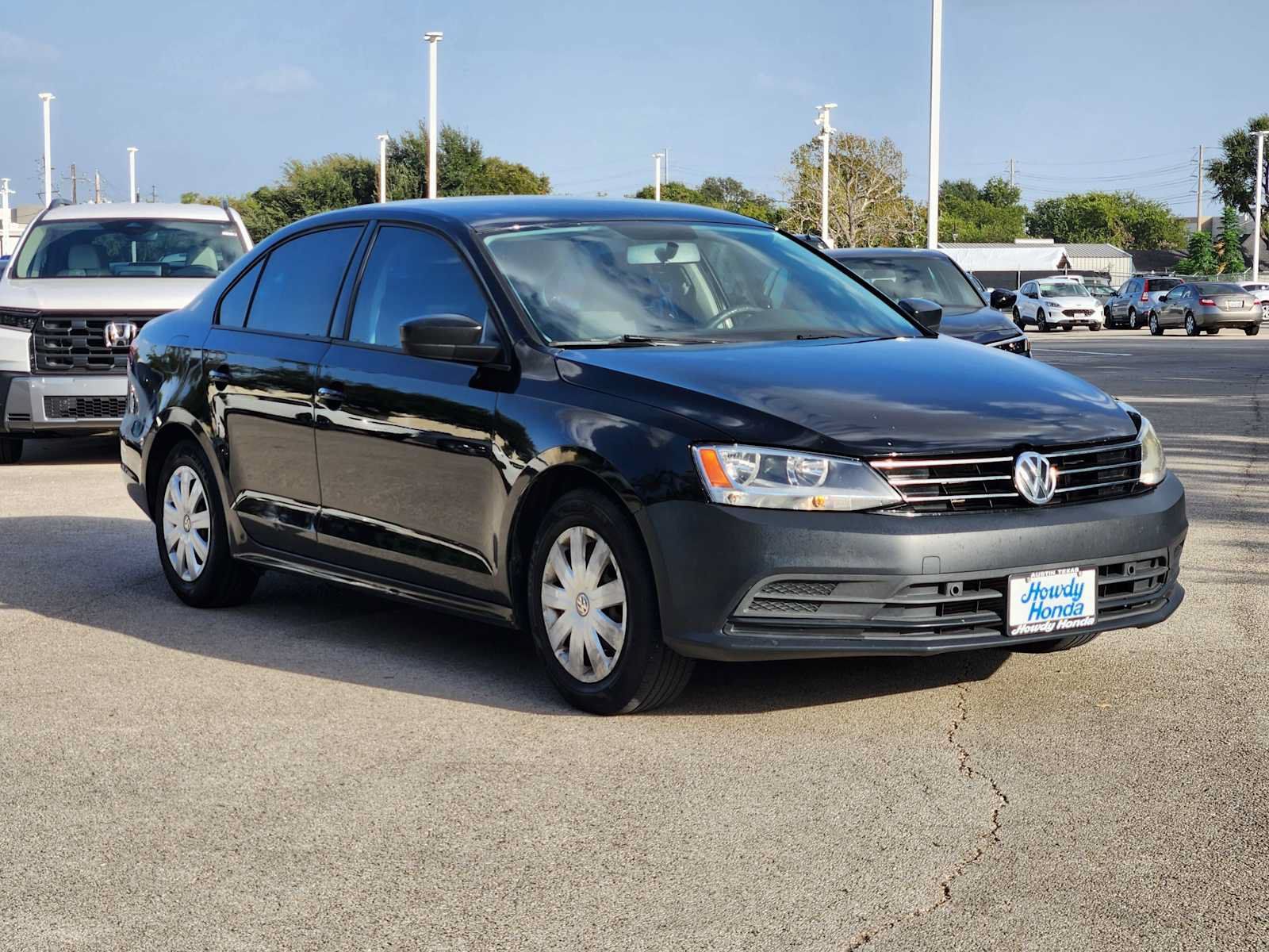 Used 2016 Volkswagen Jetta S FWD image 3