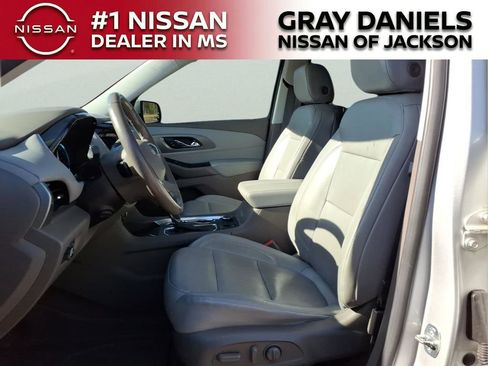 Used 2019 Chevrolet Traverse Premier w/ Driver Confidence II Package image 23