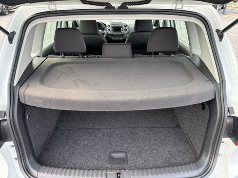 Used 2015 Volkswagen Tiguan S image 26