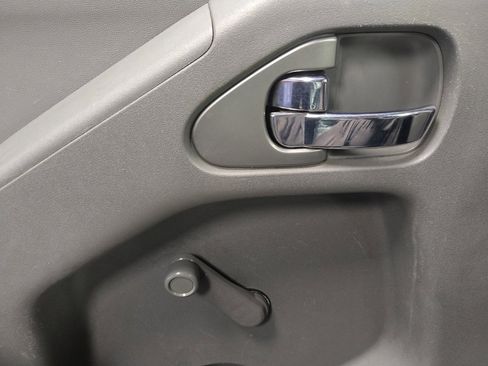 Used 2019 Nissan Frontier S RWD image 27