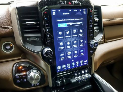 Used 2019 RAM 1500 Laramie image 18