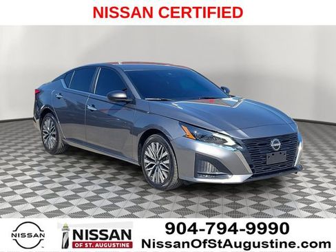 Certified 2024 Nissan Altima 2.5 SV AWD/4WD image 1