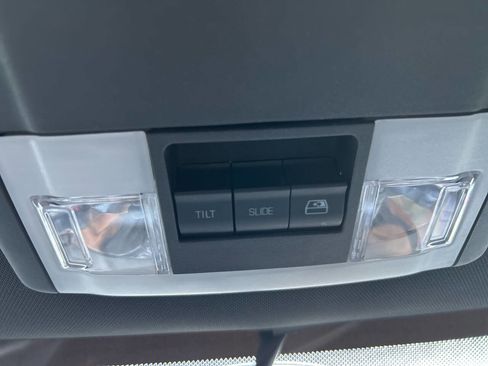 Used 2014 Ford F150 FX4 w/ Equipment Group 402A Luxury image 27