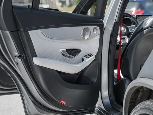 Used 2021 Mercedes-Benz GLC 43 AMG 4MATIC image 36