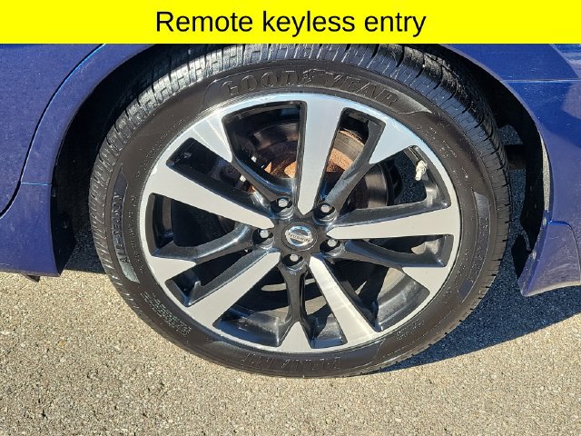 Used 2018 Nissan Altima 2.5 SR FWD image 7