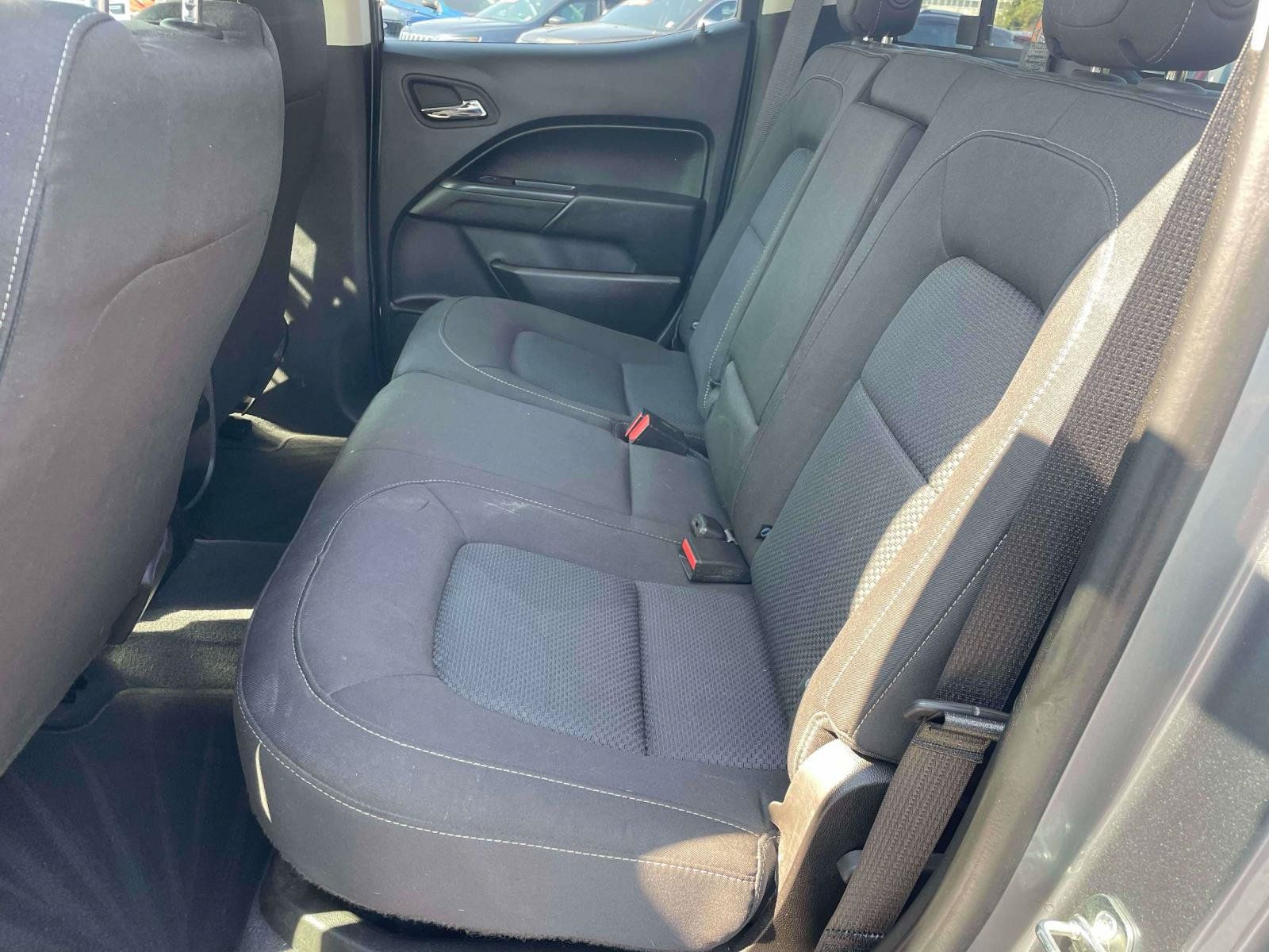 Used 2019 Chevrolet Colorado LT w/ LT Convenience Package AWD/4WD image 15