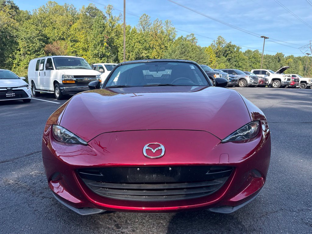 Used 2018 MAZDA MX-5 Miata Club RWD image 2