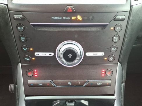 Used 2019 Ford Edge Titanium w/ Cold Weather Package image 30