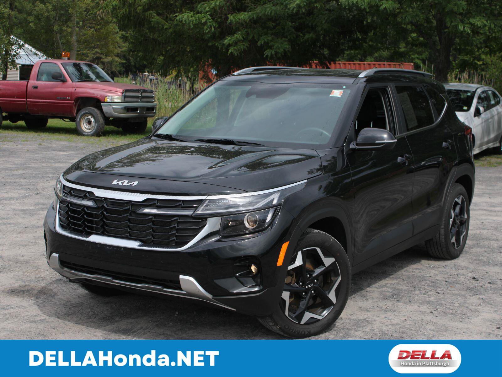 Used 2024 Kia Seltos EX AWD/4WD image 1