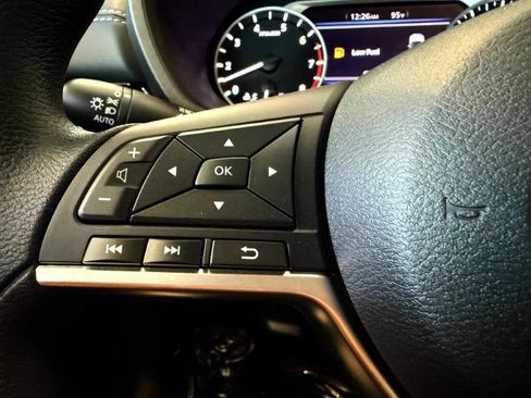 New 2025 Nissan Sentra SV w/ Trunk Package image 29