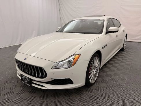 Used 2017 Maserati Quattroporte S GranLusso Q4 AWD/4WD image 2