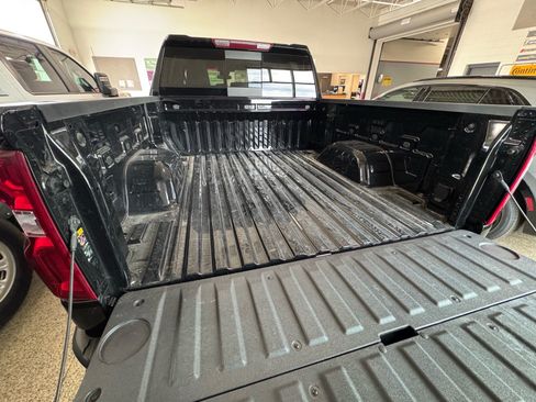 Used 2026 Chevrolet Silverado 1500 RST w/ Convenience Package II AWD/4WD image 8