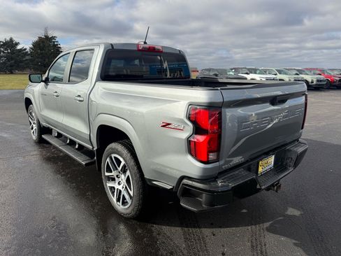 Used 2023 Chevrolet Colorado Z71 w/ Z71 Convenience Package 2 image 3