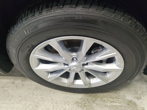 Used 2025 Honda CR-V EX-L image 4