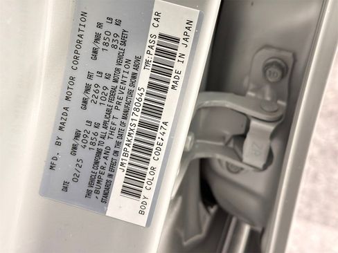 Certified 2025 MAZDA MAZDA3 s Sport image 32