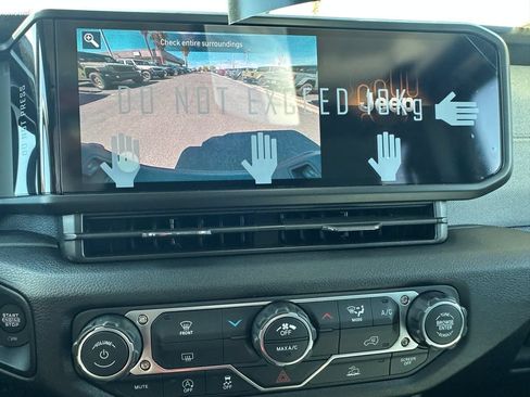New 2026 Jeep Gladiator Sport AWD/4WD image 29