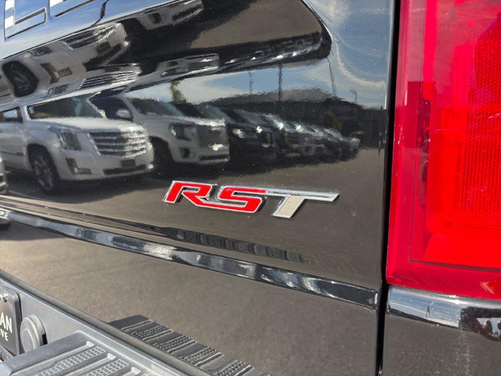 Used 2020 Chevrolet Silverado 1500 RST w/ RST Value Package RWD image 49
