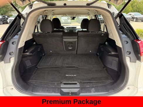 Used 2019 Nissan Rogue SV w/ Premium Package AWD/4WD image 9