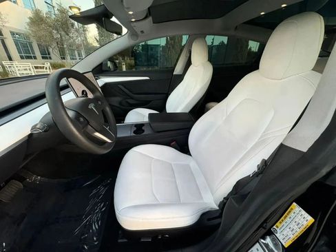 Used 2023 Tesla Model 3 Standard Range RWD image 11