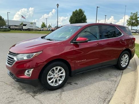 Used 2018 Chevrolet Equinox LT FWD image 3