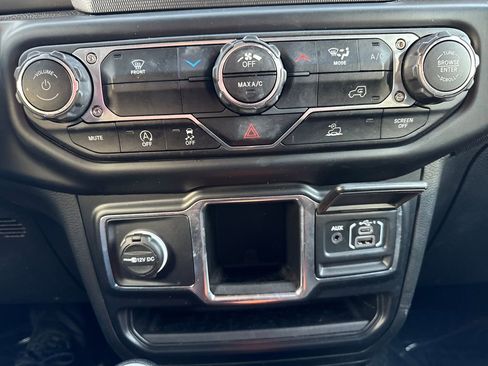 Certified 2022 Jeep Wrangler Unlimited Sport image 29