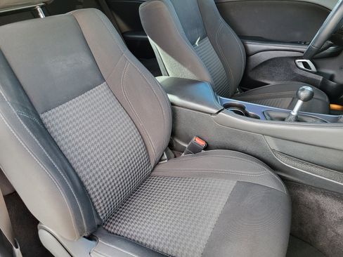 Used 2018 Dodge Challenger R/T w/ Blacktop Package image 14