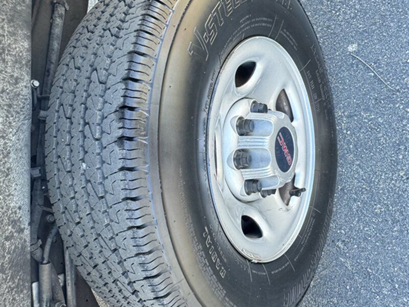 Used 2023 GMC Savana 2500 w/ Driver Convenience Package RWD image 17