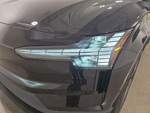 New 2026 Volvo EX30 Ultra w/ Protection Package Premier image 17
