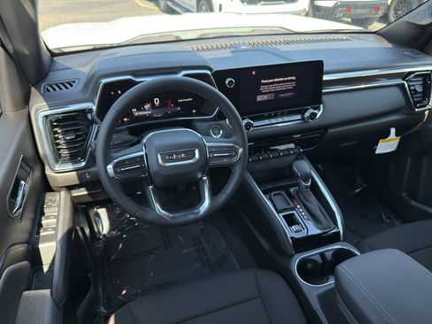 New 2026 GMC Canyon Elevation RWD image 33