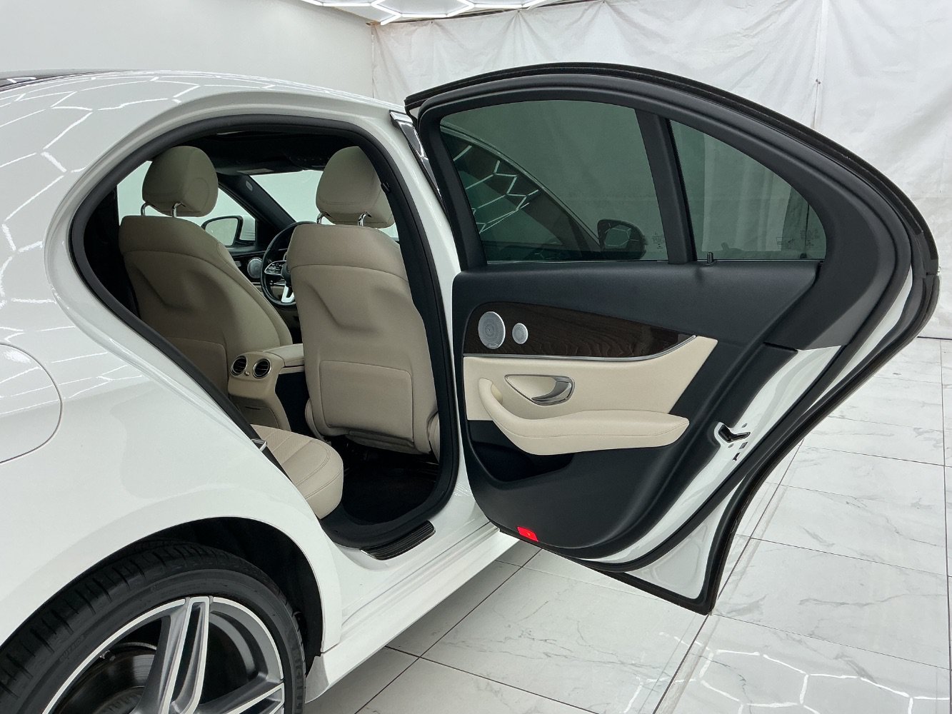 Used 2019 Mercedes-Benz E 300 w/ Premium 1 Package image 23