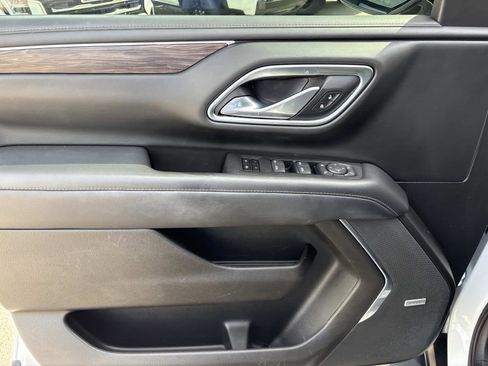 Used 2021 Chevrolet Tahoe Z71 w/ Z71 Off-Road Package image 13