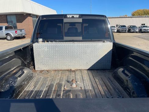 Used 2018 RAM 3500 Laramie Longhorn image 5