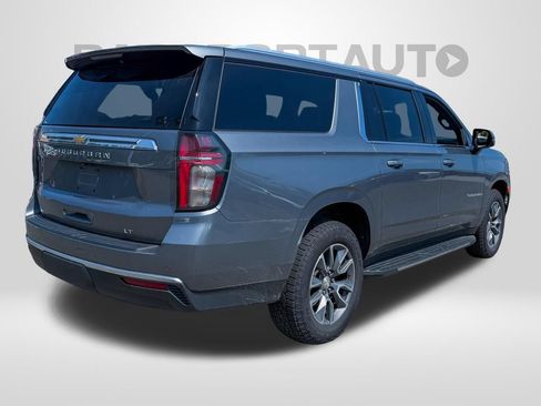 Used 2021 Chevrolet Suburban LT w/ LT Signature Package AWD/4WD image 5